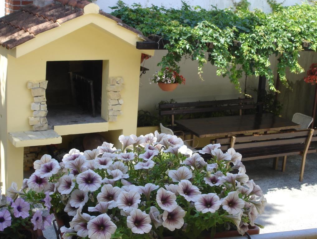 Apartment Zeljka Lovreta Makarska Exterior photo